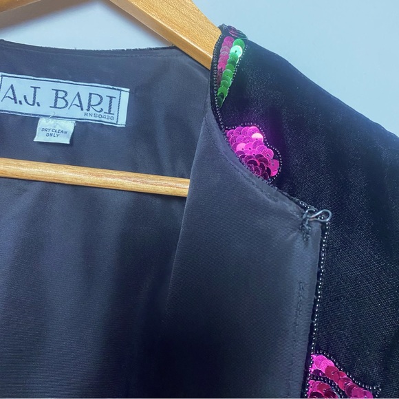 Vintage Black Velvet Sequined Beaded Bows Open Front Cropped Jacket - Picture 6 of 9